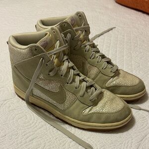 Nike Women's High-Top Sneakers in Olive and Cream